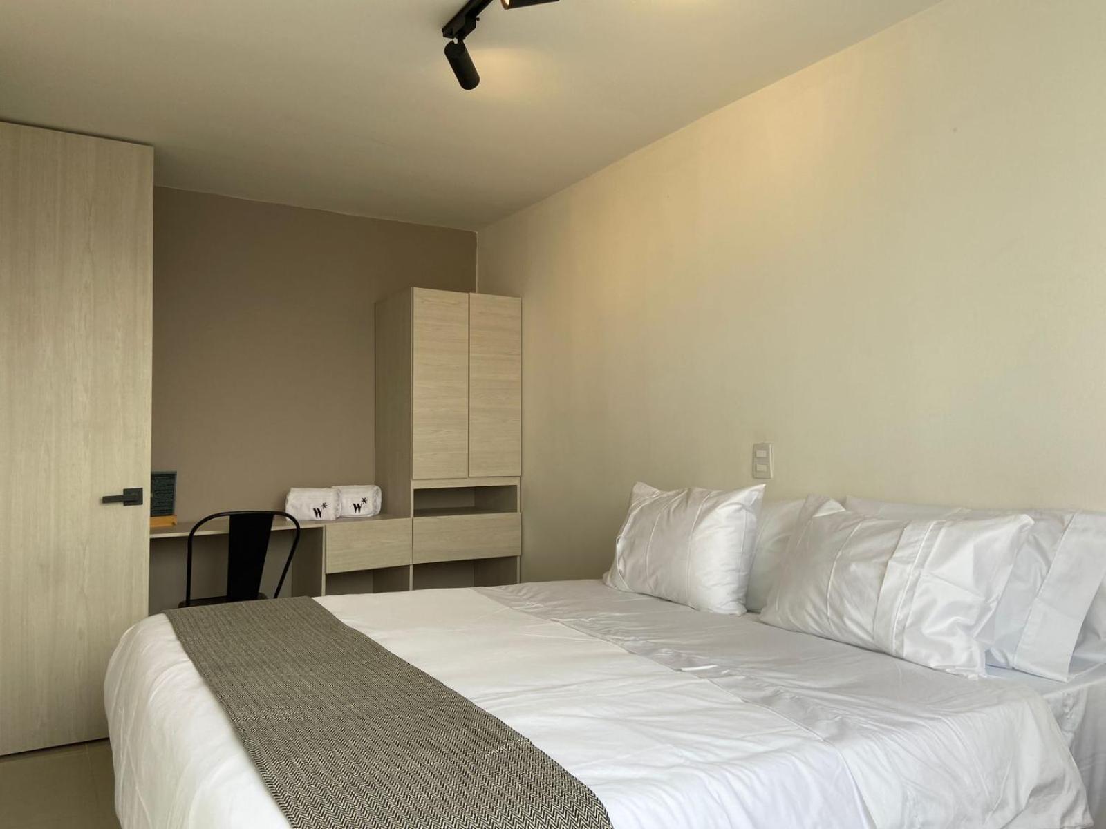 Santa Ana Hotel 2*